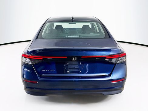 Used 2025 Honda Accord SE image 30