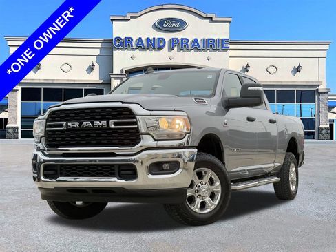 Used 2024 RAM 2500 Big Horn image 1