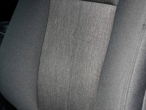 Used 2024 Ford Expedition XLT image 19