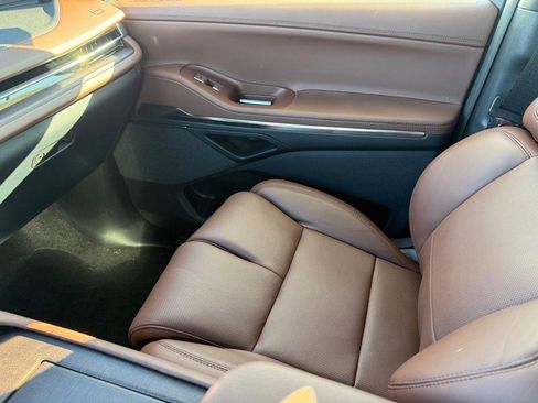 New 2025 Lincoln Navigator Reserve image 15