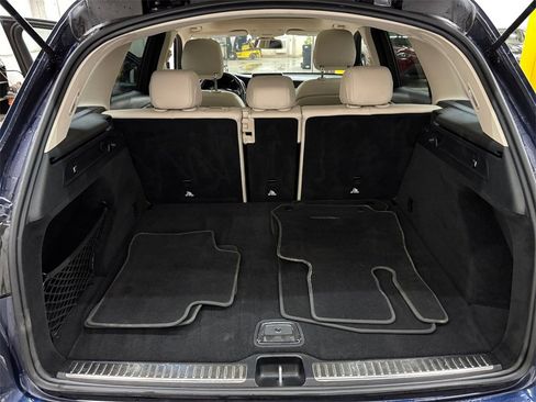 Used 2019 Mercedes-Benz GLC 300 GLC 300 image 15