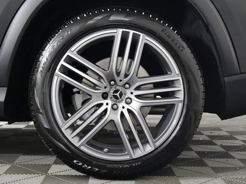 New 2026 Mercedes-Benz GLS 450 4MATIC image 11