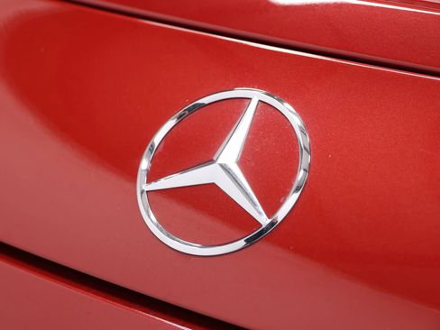 Used 2023 Mercedes-Benz SL 43 AMG w/ Driver Assistance Package image 58