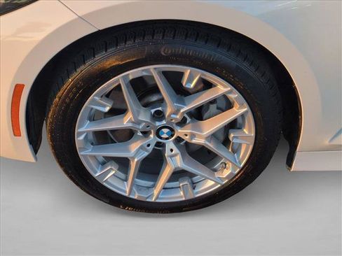 Used 2025 BMW 330i Sedan RWD image 25