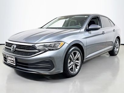 Used 2024 Volkswagen Jetta SE w/ Panoramic Sunroof Package
