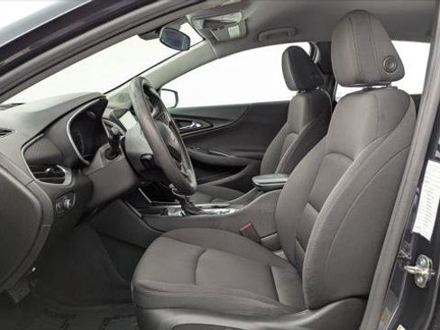 Used 2023 Chevrolet Malibu LT FWD image 14