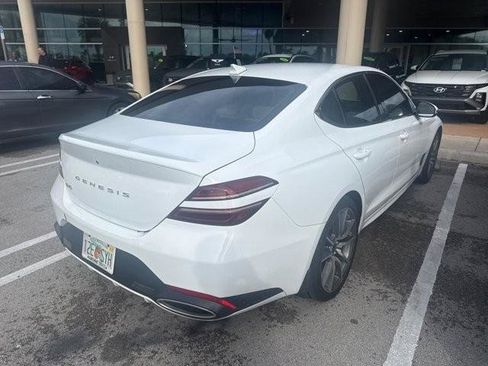 Used 2025 Genesis G70 2.5T image 6
