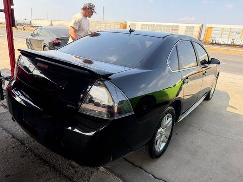 Used 2014 Chevrolet Impala LT w/ LT Sunroof Package image 29