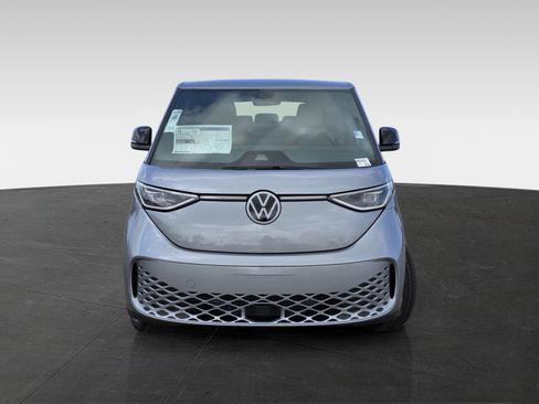 New 2025 Volkswagen ID. Buzz Pro S image 2