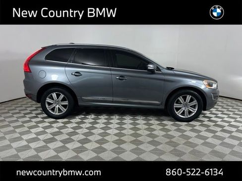 Used 2017 Volvo XC60 T5 Inscription w/ Preferred Option Package AWD/4WD image 8