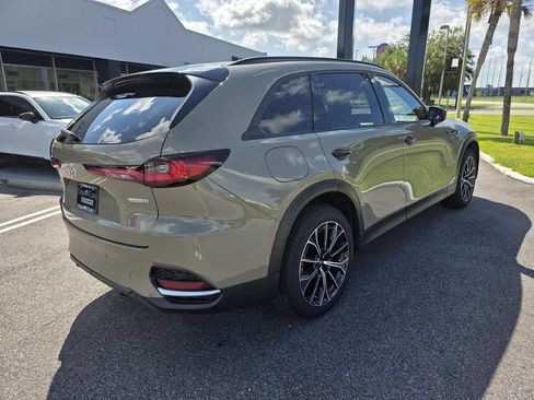 Certified 2025 MAZDA CX-70 Plug-In Hybrid w/ Premium Plus AWD/4WD image 3