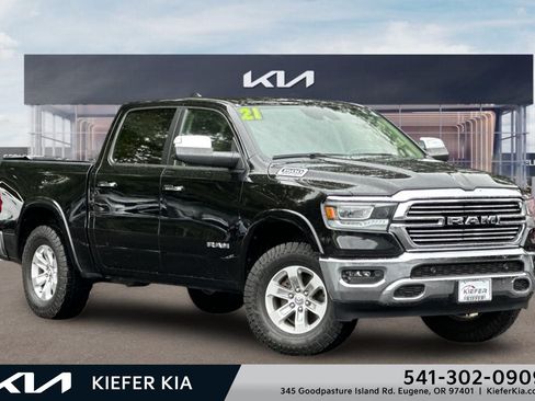 Used 2021 RAM 1500 Laramie AWD/4WD image 1