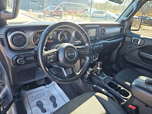 Used 2019 Jeep Wrangler Unlimited Sport S image 21