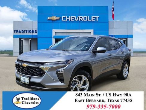 New 2026 Chevrolet Trax LS w/ LS Convenience Package FWD image 1