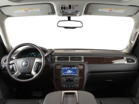 Used 2011 GMC Sierra 3500 SLE image 7