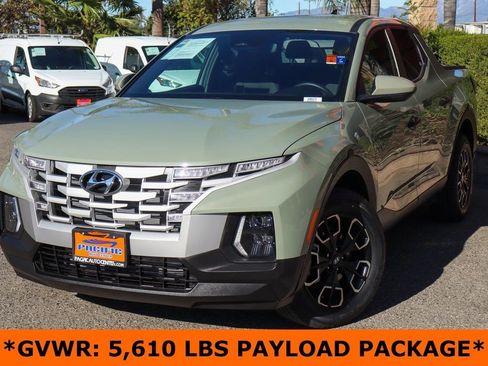 Used 2024 Hyundai Santa Cruz SE image 4