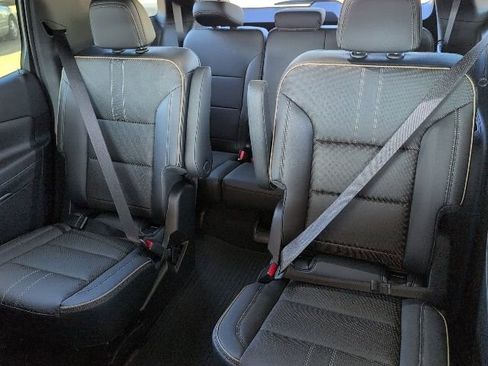 New 2026 Chevrolet Traverse High Country w/ LPO, Floor Liner Package image 8