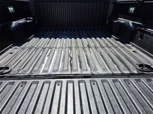 Used 2024 Toyota Tacoma TRD Off-Road image 13