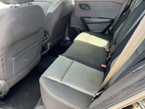 Used 2021 Nissan Rogue S AWD/4WD image 11
