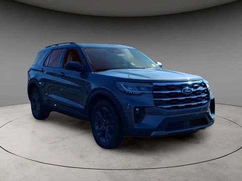 New 2026 Ford Explorer Active w/ Active Comfort Package AWD/4WD image 13