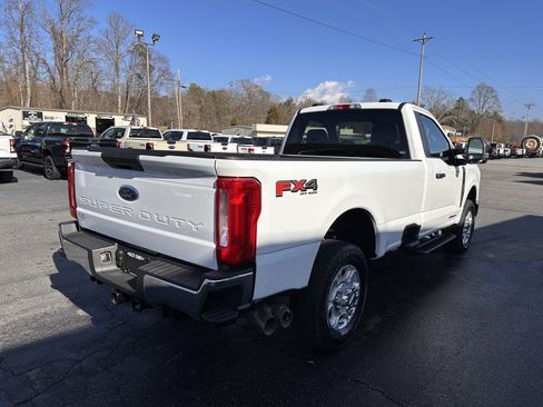 Used 2026 Ford F250 XLT image 6