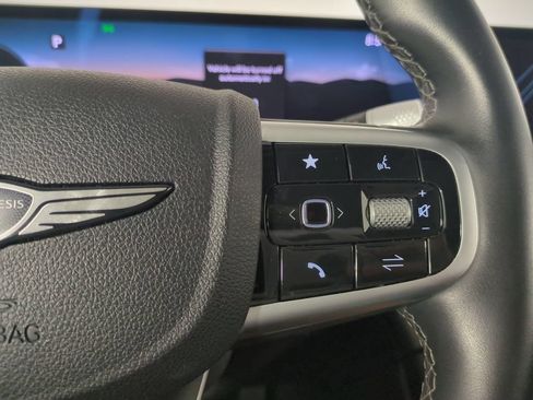 Used 2025 Genesis GV80 2.5T Standard AWD/4WD image 34