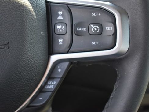 Used 2026 RAM 2500 Big Horn AWD/4WD image 28