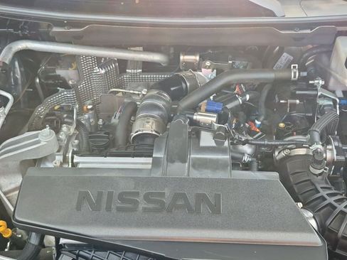 Used 2024 Nissan Rogue S AWD/4WD image 21