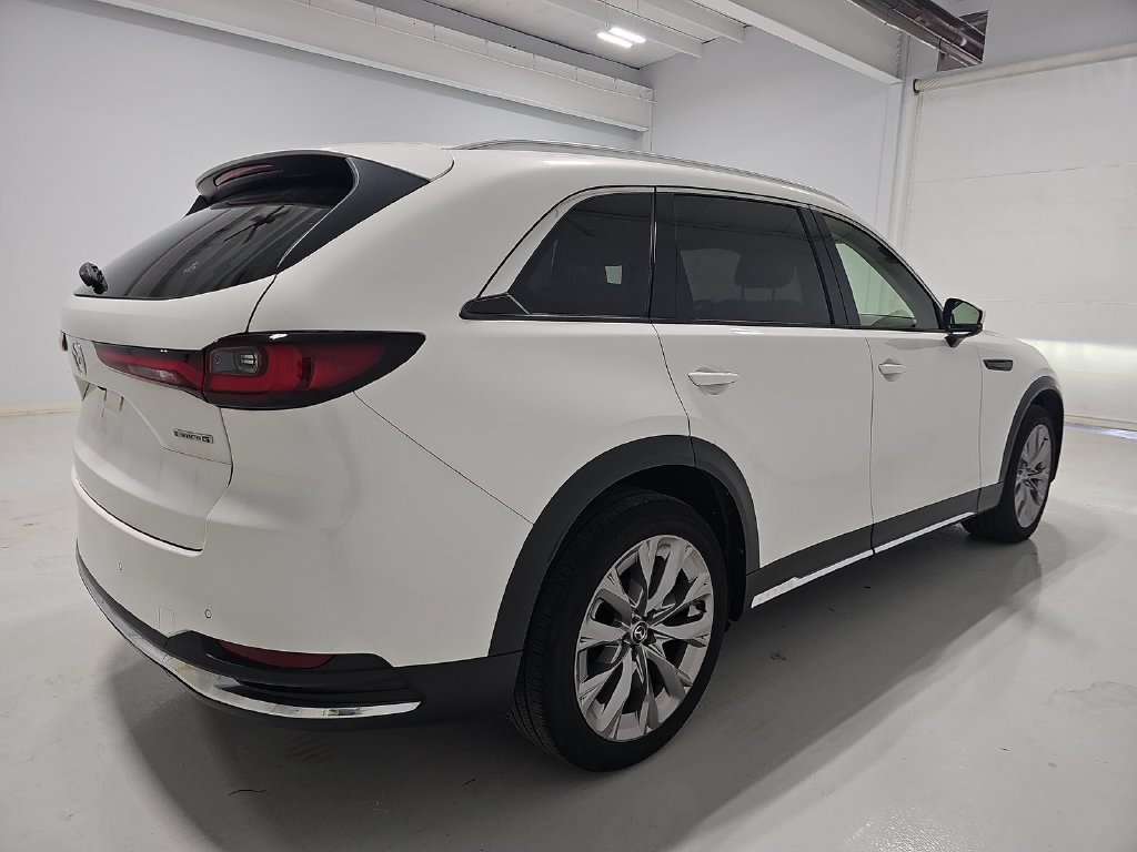 Used 2024 MAZDA CX-90 3.3 Turbo w/ Premium Package AWD/4WD image 4