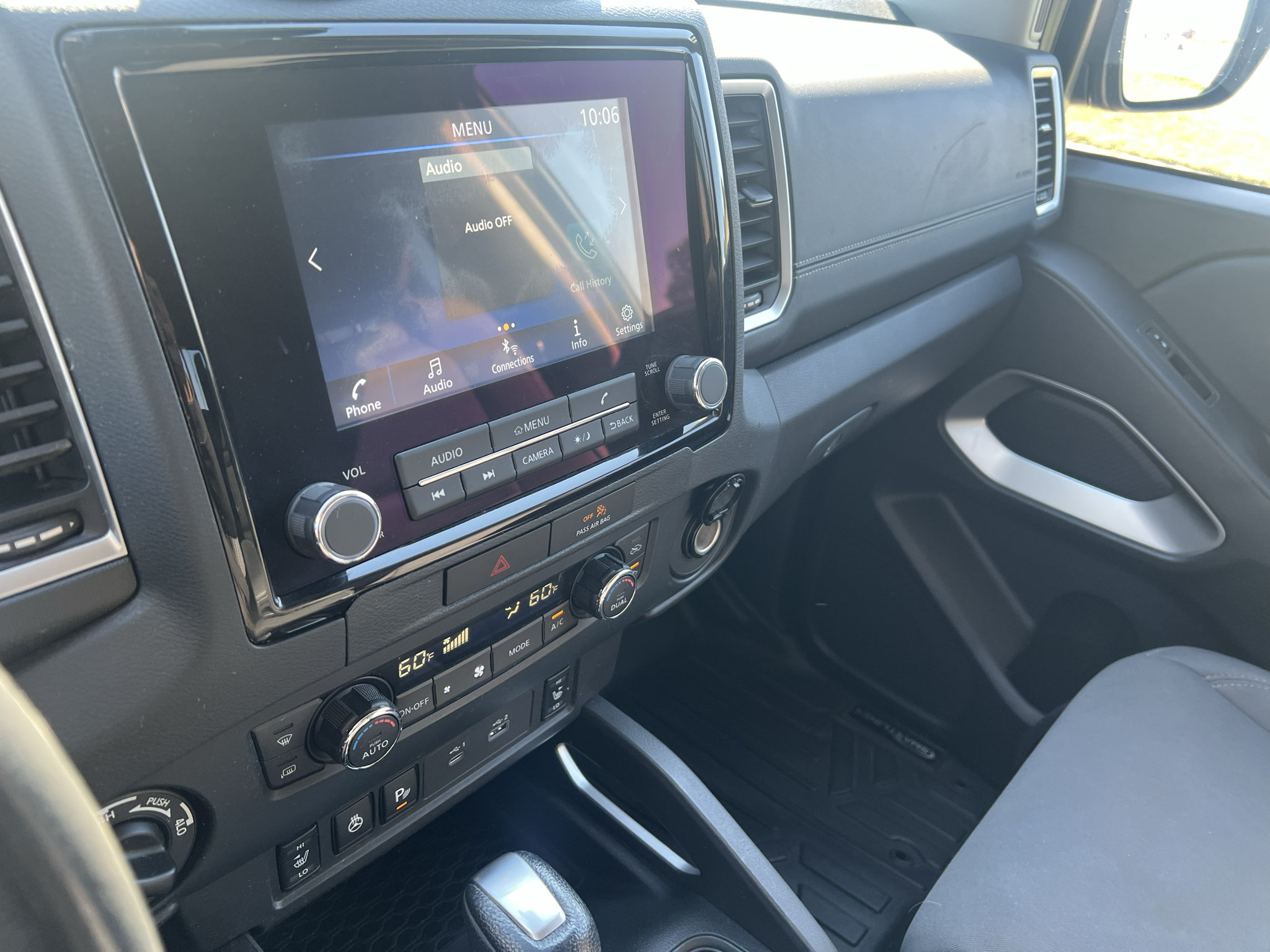 Used 2022 Nissan Frontier SV AWD/4WD image 21