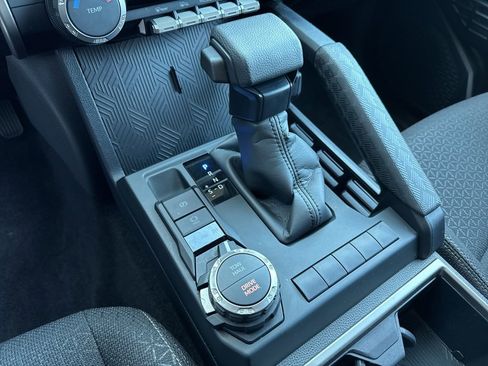 Used 2025 Toyota 4Runner SR5 image 10