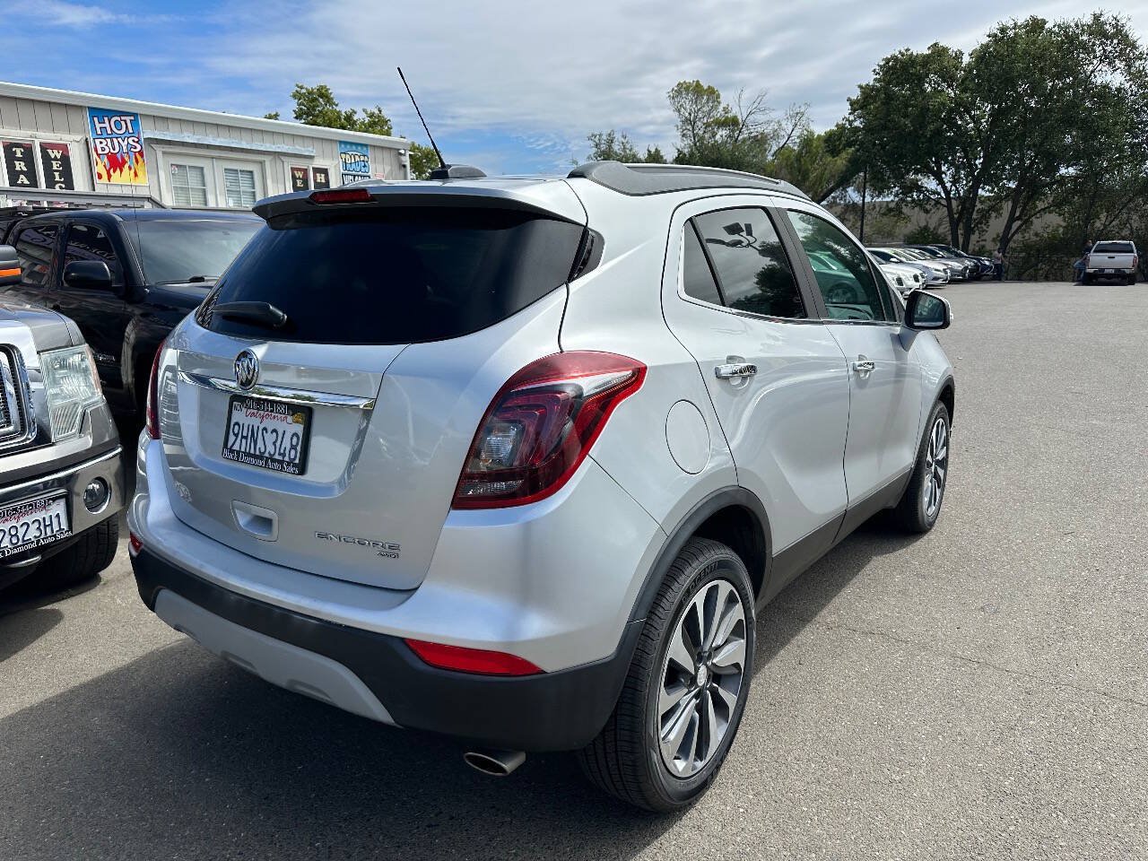 Used 2020 Buick Encore Essence AWD/4WD image 5