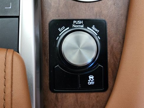 Used 2022 Lexus RX 350L w/ Premium Package image 56