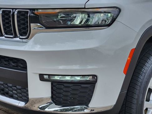 Used 2023 Jeep Grand Cherokee L Limited RWD image 8