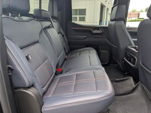 Used 2024 Chevrolet Silverado 1500 High Country AWD/4WD image 13