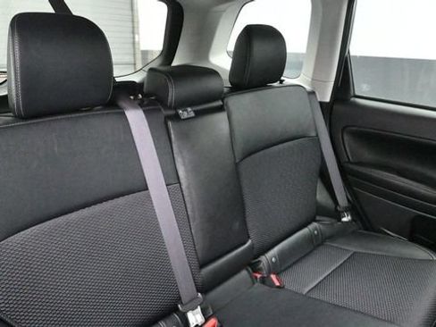 Used 2018 Subaru Forester 2.5i Premium AWD/4WD image 13