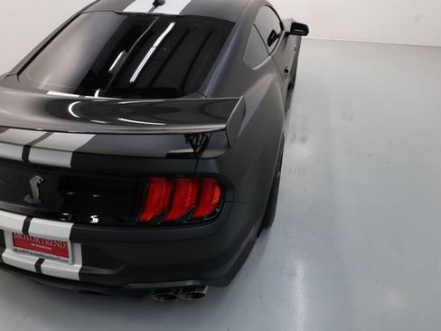 Used 2021 Ford Mustang Shelby GT500 w/ Carbon Fiber Track Pack RWD image 65