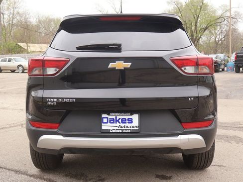 Used 2025 Chevrolet TrailBlazer LT AWD/4WD image 7