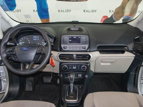 Used 2020 Ford EcoSport S image 3