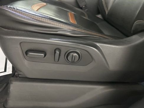 Used 2020 GMC Sierra 1500 AT4 image 10