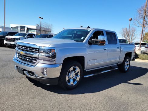 Used 2017 Chevrolet Silverado 1500 LTZ w/ Max Trailering Package image 4