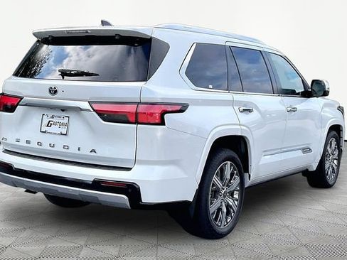 Used 2024 Toyota Sequoia Capstone RWD image 5