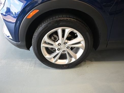 Used 2023 Buick Encore GX Preferred FWD image 28
