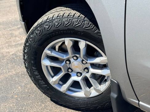 Used 2023 Chevrolet Silverado 1500 LT w/ Protection Package AWD/4WD image 27