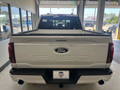 New 2026 Ford F150 Lariat w/ Equipment Group 502A High AWD/4WD image 8