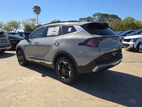 New 2026 Kia Sportage EX w/ EX Panorama Roof Package AWD/4WD image 6
