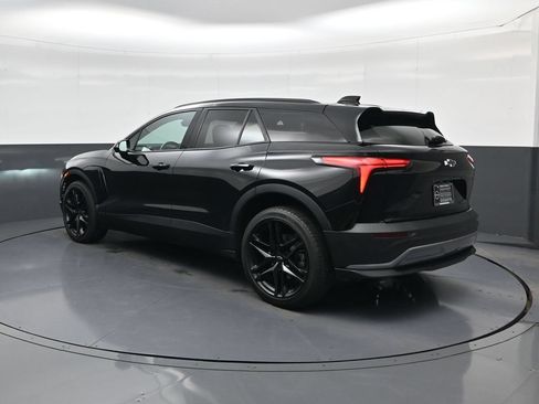 Used 2025 Chevrolet Blazer EV LT AWD/4WD image 5