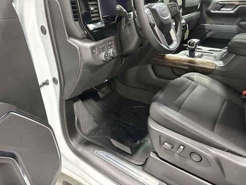 New 2026 GMC Sierra 1500 Elevation AWD/4WD image 10