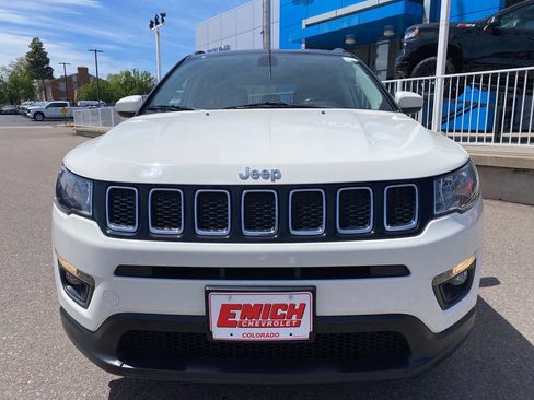 Used 2019 Jeep Compass Latitude w/ Cold Weather Group AWD/4WD image 8