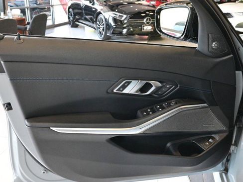 Used 2023 BMW 330i xDrive Sedan w/ M Sport Package AWD/4WD image 15